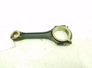  Connecting rod 