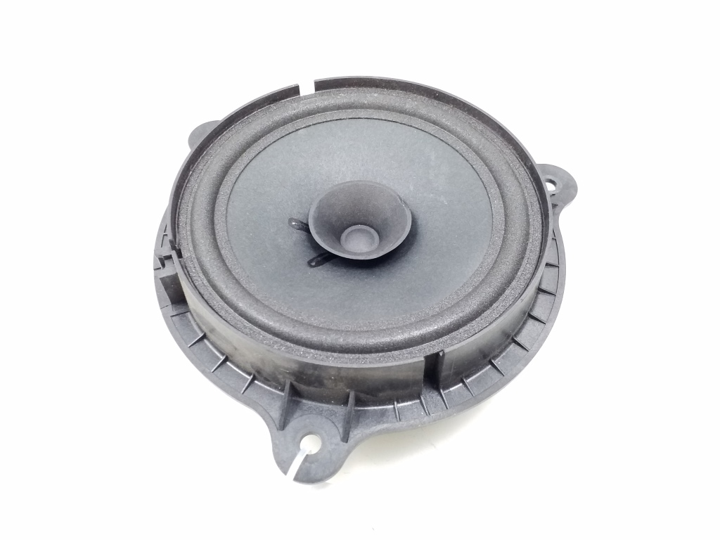 NISSAN Juke YF15 (2010-2020) Oikean etuoven kaiutin 25077102