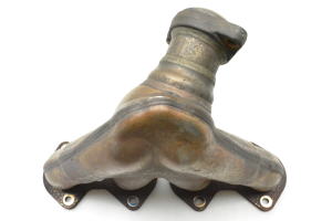  Exhaust manifold 