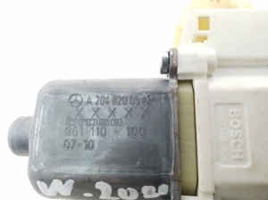 Mercedes Benz C-Class 204 (2007–2014) Tagumise külgukse aknatõstuki mootor A2048200542 - 3
