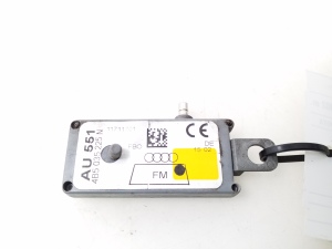 Amplificateur audio de voiture - 4B5035225N