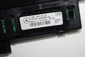 Mercedes Benz E-Class W207 (2009–2017) Parkimissüsteemi ekraan A0015424623 - 2