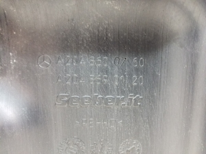 Mercedes Benz C-Class 204 (2007–2014) Scheibenwaschbehälter vorne A2048690120 - 4