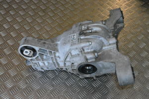 Volkswagen Touareg II (2010–2018) Tagasilla reduktor 4460310090 - 3