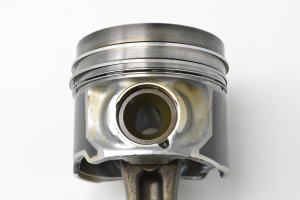 AUDI A6 C6 (2004–2011) Kolb ja selle osad 059107065BK - 3