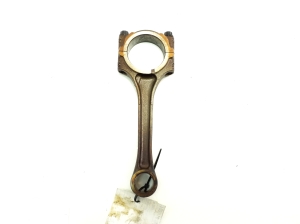  Connecting rod 