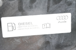 AUDI A4 B7 (2004–2008) Fuel filler cap 4E0010376R - 5