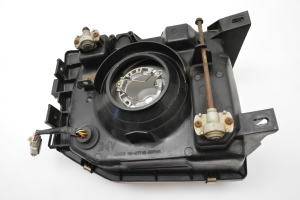 Mitsubishi Pajero II (1991–1999) Scheinwerfer vorne 11037746 - 2