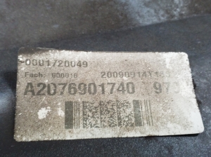 Mercedes Benz E-Class W207 (2009–2017) Karbi välimine ilupaneel A2076901740 - 3
