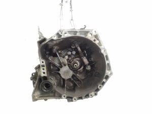 TOYOTA Aygo B 10 (2005–2014) Käigukast 303000H010 - 2