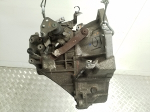 TOYOTA Aygo B 10 (2005–2014) Käigukast 303000H010 - 4