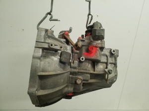 TOYOTA Yaris (2005–2011) Getriebe 3030052420 - 3