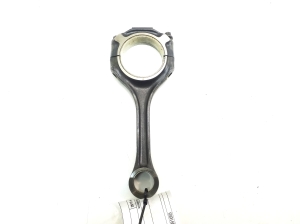  Connecting rod 