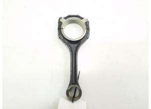  Connecting rod 