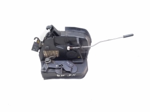 Tailgate lock - 8402601