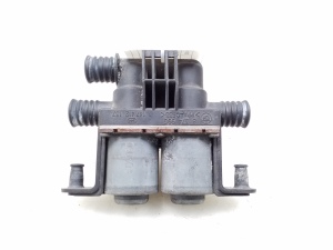 BMW X5 E53 (1999–2006) Wasserregelventil Heizung 8374995
