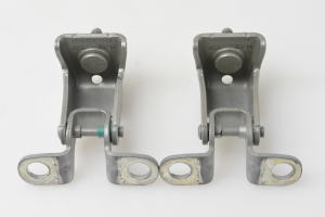 Mercedes Benz E-Class W212 (2009–2015) Trunk lid hinge 573420 - 2