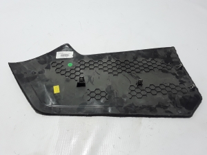 VOLVO XC60 (2017–2026) Salona konsoles cita detaļa 31417533 - 3
