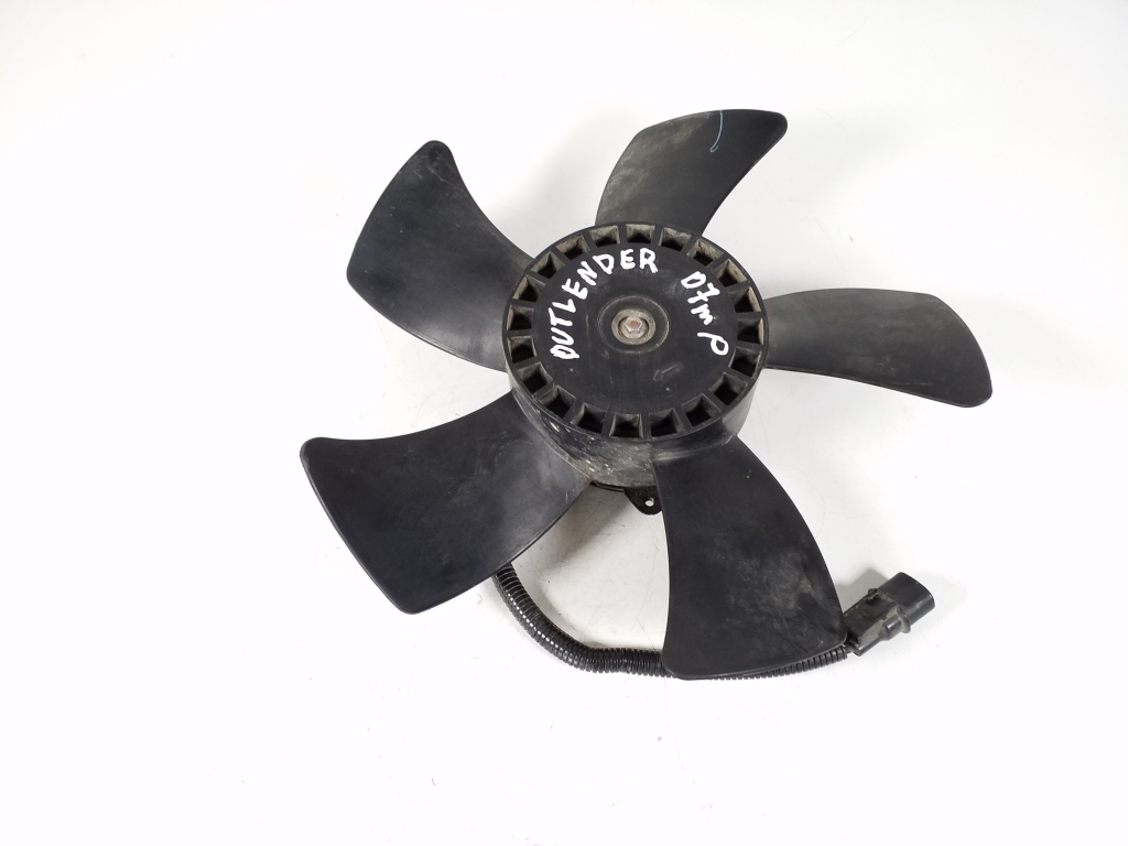 Mitsubishi Outlander (2006–2012) Dzesēšanas ventilators un tā daļas F00S3A2386 Mitsubishi Outlander (2006–2012) Dzesēšanas ventilators un tā daļas F00S3A2386