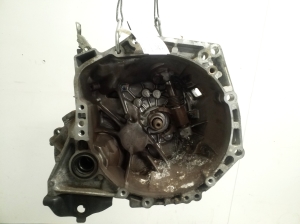 TOYOTA Aygo B 10 (2005–2014) Käigukast 303000H011 - 3