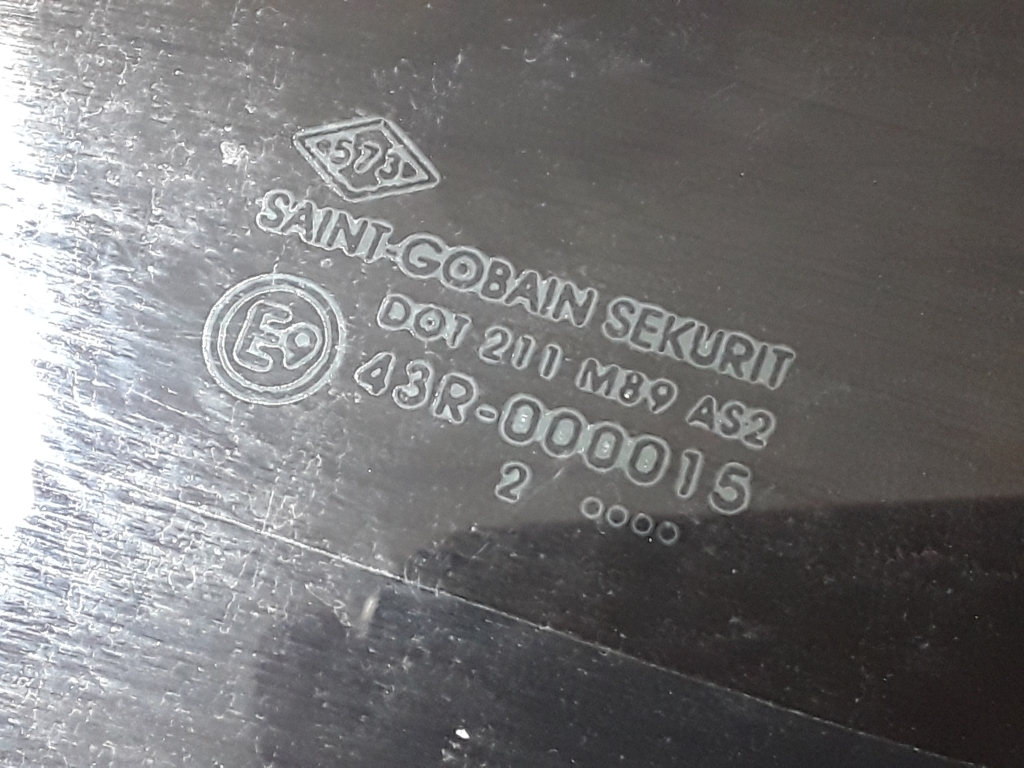 DACIA Lodgy 1 generation (2013-2024) Dešinės pusės galinis šoninis kėbulo stiklas 833069660R 22401665