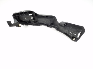  Rear bumper bracket 