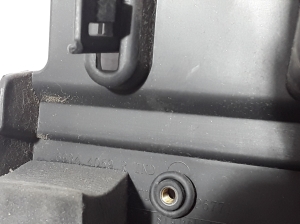  Interior trim of the rear strut 