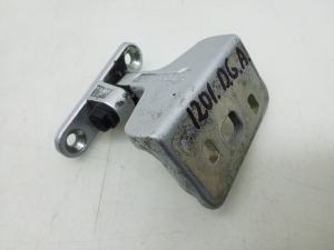 Mercedes Benz CLS-Class 219 (2004–2010) Rear side door lower hinge A2197301037 - 2