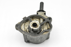 Mercedes Benz E-Class W212 (2009–2015) Vacuum pump A6512300165 - 2