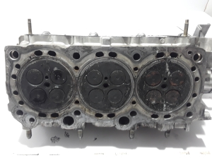 RENAULT Espace IV (2002–2014) Cylinder head 7701064415 - 2