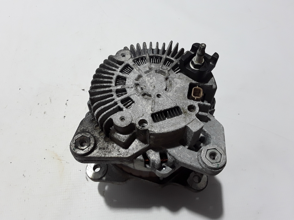 RENAULT Laguna 3 generation (2007-2015) Alternator 8200654785 22401569