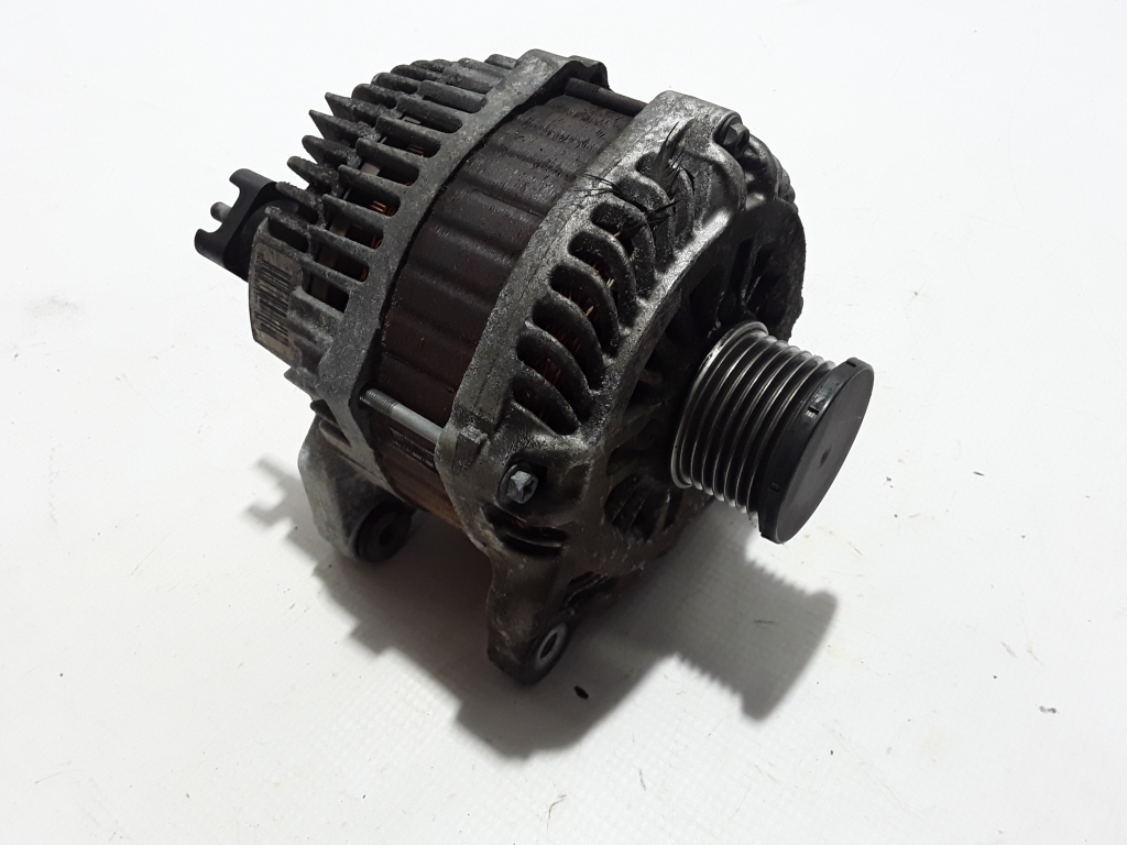 RENAULT Laguna 3 generation (2007-2015) Alternator 8200654785 22401569