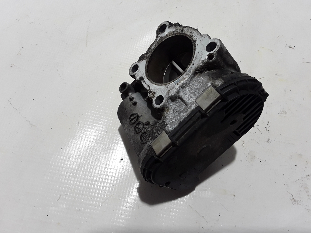 RENAULT Laguna 3 generation (2007-2015) Supapa EGR 8200330812 22401564