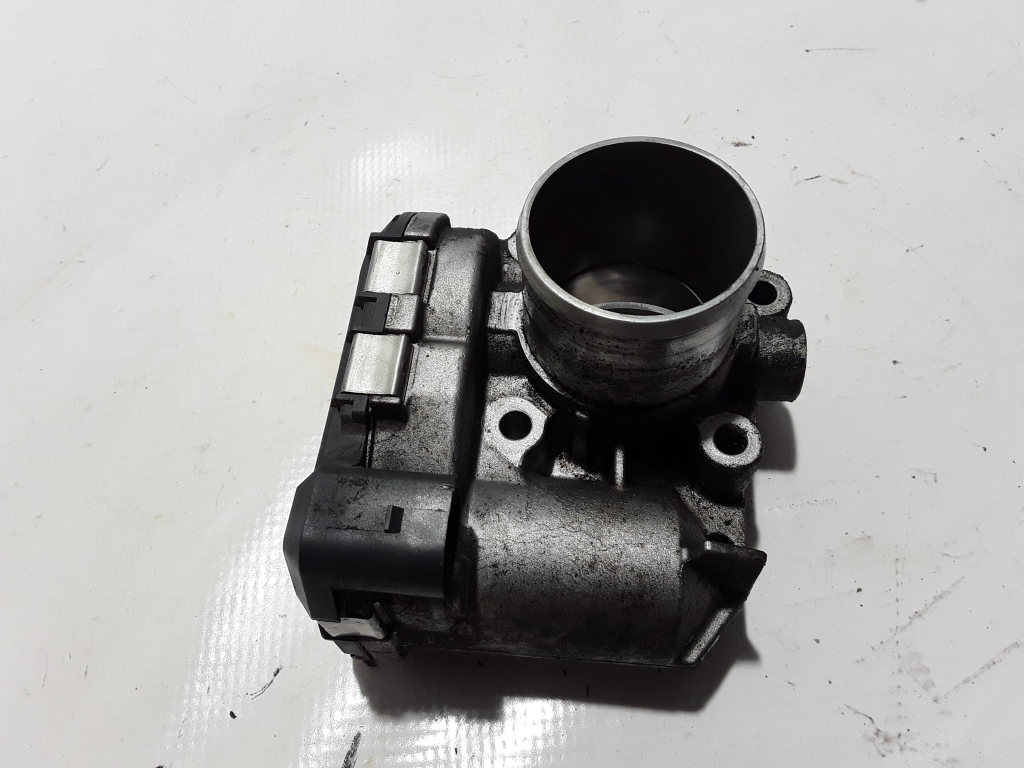 RENAULT Laguna 3 generation (2007-2015) Supapa EGR 8200330812 22401564