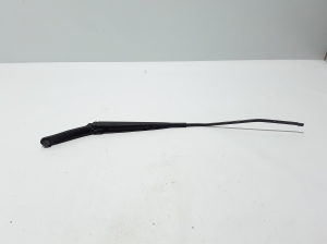 RENAULT Laguna III (2007–2015) Esiklaasi puhasti hoob 288810001N - 2