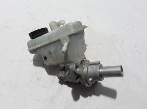 RENAULT Laguna III (2007–2015) Piduri peasilinder 460110001R - 2