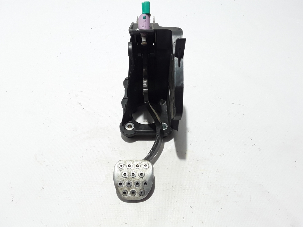 RENAULT Laguna 3 generation (2007-2015) Brake Pedal 465010063R 22401506