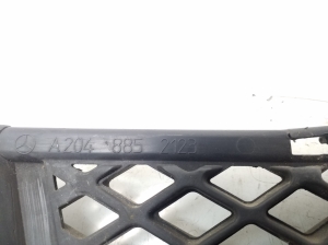 Mercedes Benz C-Class 204 (2007–2014) Front bumper lower grille A2048852123 - 2