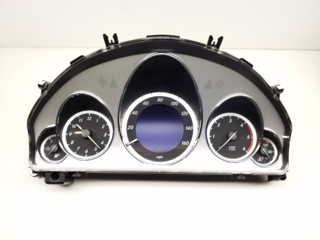 MERCEDESBENZ E (W212) Speedometer A2129001814 21849501 Used parts