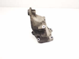 Mercedes Benz E-Class W212 (2009–2015) Engine bracket A6512233504 - 3