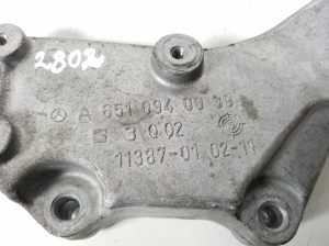 Mercedes Benz SLK-Class 172 (2011–2026) Sonstiger Halter A6510940039 - 2