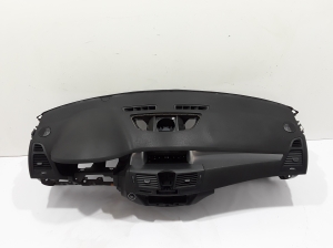 RENAULT Laguna III (2007–2015) Salona panelis (torpēda) un tā detaļas 681002890R - 2