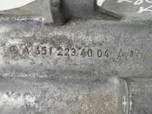  Engine holder 