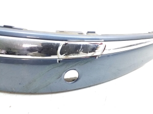  Front bumper trim strip 