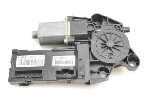 RENAULT Megane III (2008–2016) Esiukse aknatõstuki mootor 968431100 - 2