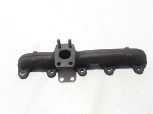   Exhaust manifold 