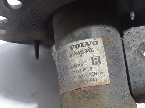 VOLVO V70 III (2007–2017) Eesmine amortisaator 31340344 - 2