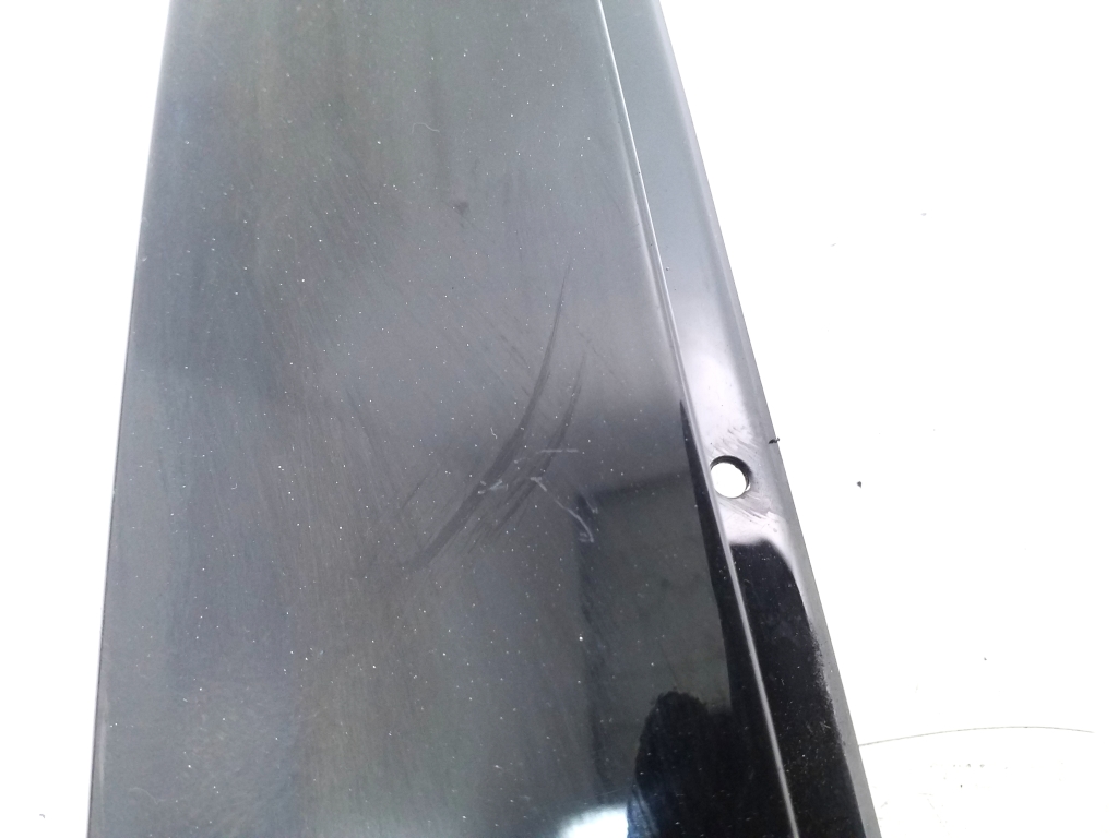 Used Mercedes Benz GLK-Class Other detail of the rear side door A2046901587