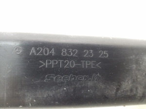 Mercedes Benz GLK-Class 204 (2008–2015) Esiklaasi puhastite ilupaneeli muu osa A2048322325 - 4
