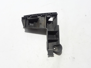   Rear bumper bracket 